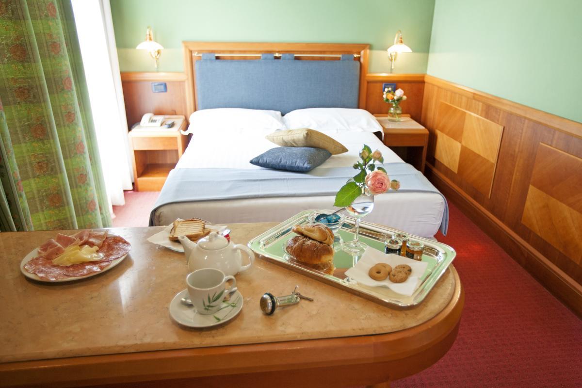 Arosio Hotel エクステリア 写真